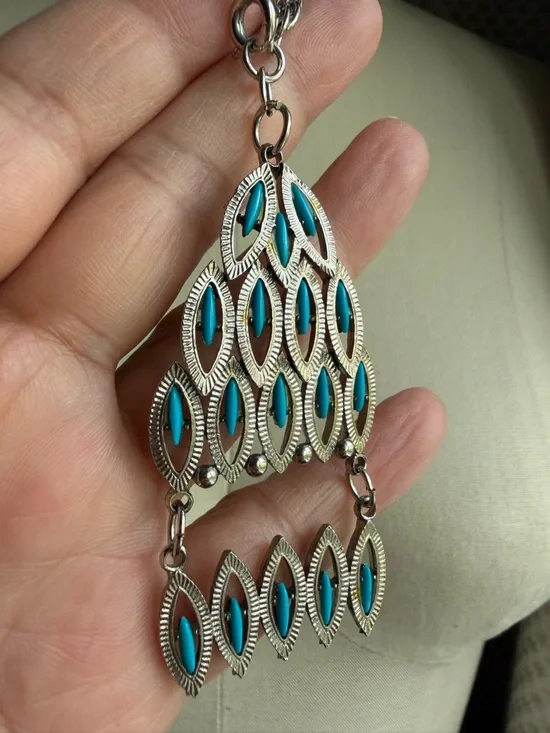 Vintage | Silver-tone Turquoise Color Pendant Dangle Bohemian 24 Inch Necklace - Picture 7 of 12